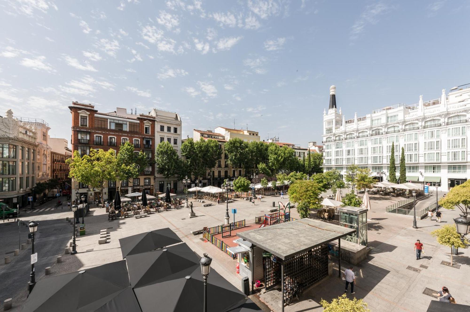 Santa Ana Plaza — Fotos 3